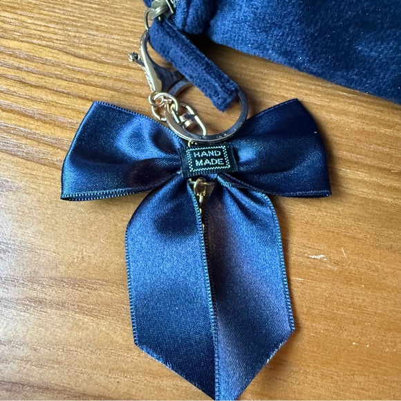 Notebook therapy Navy Velour rose and book Embroidered pencil Pouch w Bow medal - Picture 3 of 10